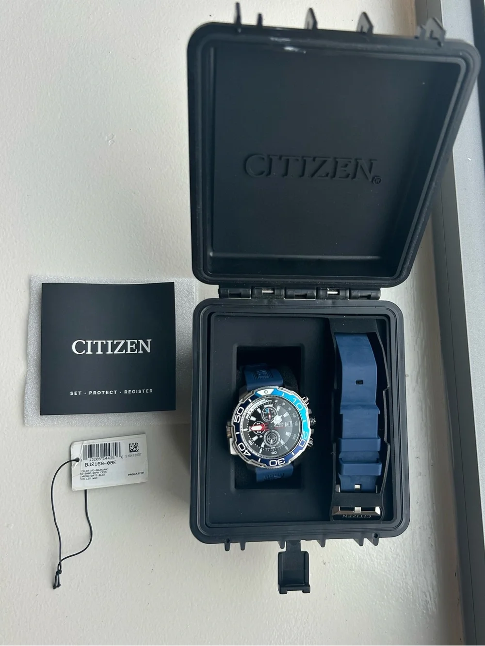 Citizen Promaster Aqualand Dive Chronograph with Extra Blue Strap